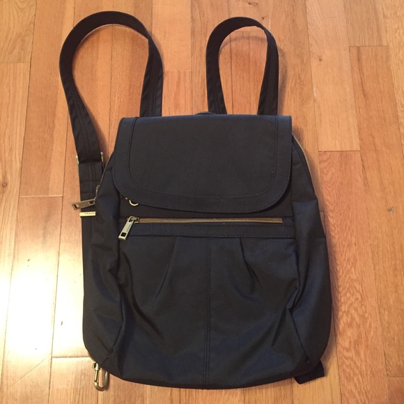 travelon mini backpack